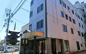 哈娜酒店